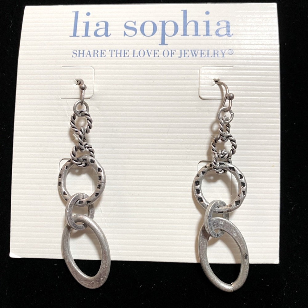 Lia Sophia dangly earrings